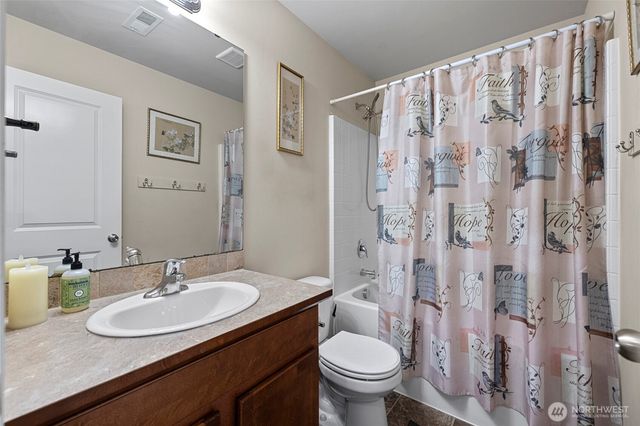 1712 Hillcrest Loop, Mount Vernon, WA 98274