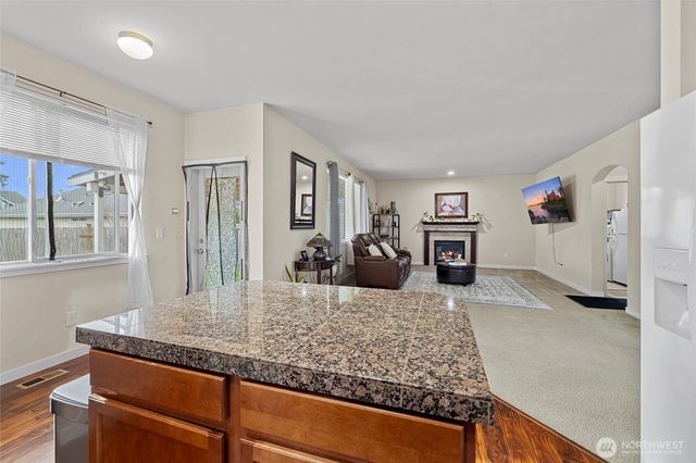 1712 Hillcrest Loop, Mount Vernon, WA 98274