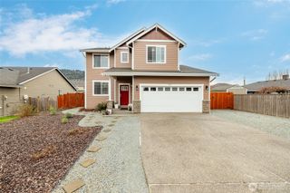 1712 Hillcrest Loop, Mount Vernon, WA 98274