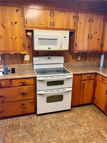 6979 Highway 28 Highway, Iva, SC 29655