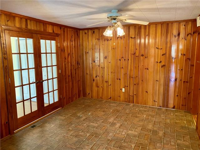 6979 Highway 28 Highway, Iva, SC 29655