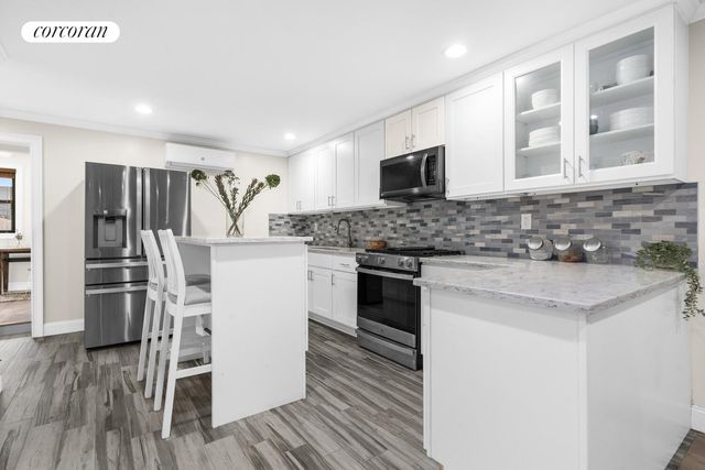 607 HALSEY Street, New York City, NY 11233