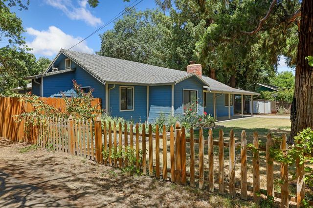 9109 Valley Dr, Stockton, CA 95212