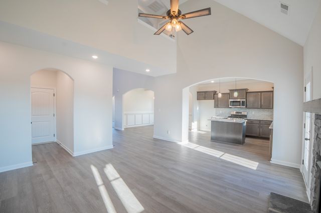 584 Summerfield, Clarksville, TN 37040