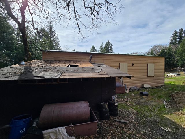 495 Wool Mt. Road, Zenia, CA 95595