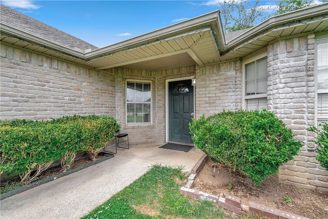 202 Hunter Allen, Springdale, AR 72764