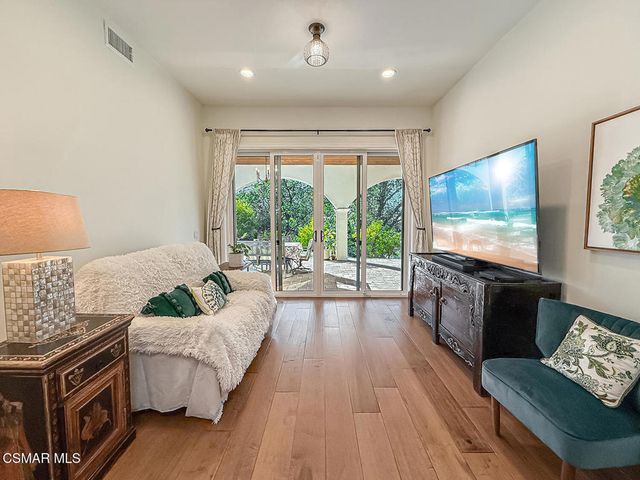 4255 Saddlecrest Lane, Westlake Village, CA 91361