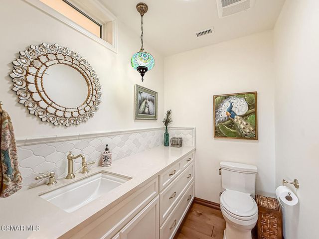 4255 Saddlecrest Lane, Westlake Village, CA 91361