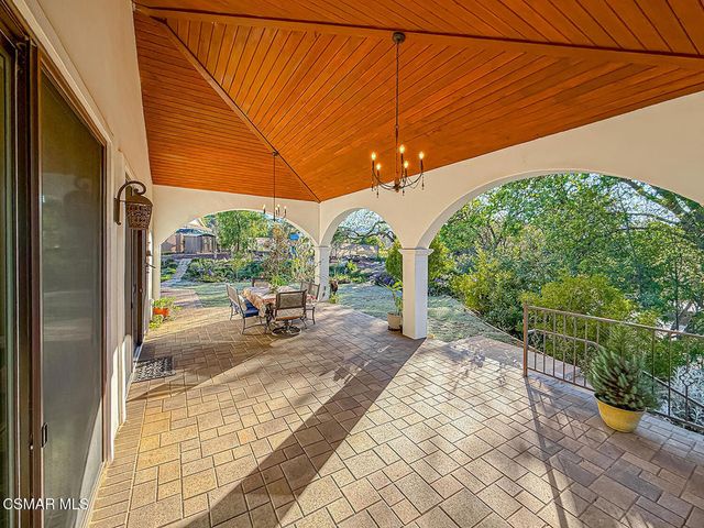 4255 Saddlecrest Lane, Westlake Village, CA 91361