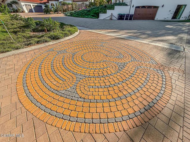 4255 Saddlecrest Lane, Westlake Village, CA 91361