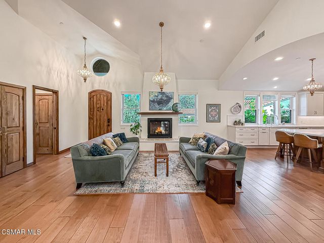 4255 Saddlecrest Lane, Westlake Village, CA 91361