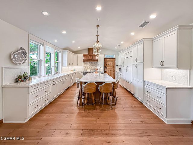 4255 Saddlecrest Lane, Westlake Village, CA 91361