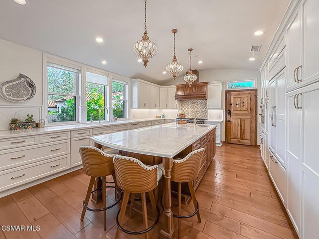 4255 Saddlecrest Lane, Westlake Village, CA 91361