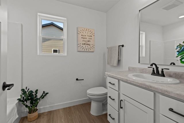 2051 RED FOX LANE, Kaukauna, WI 54130