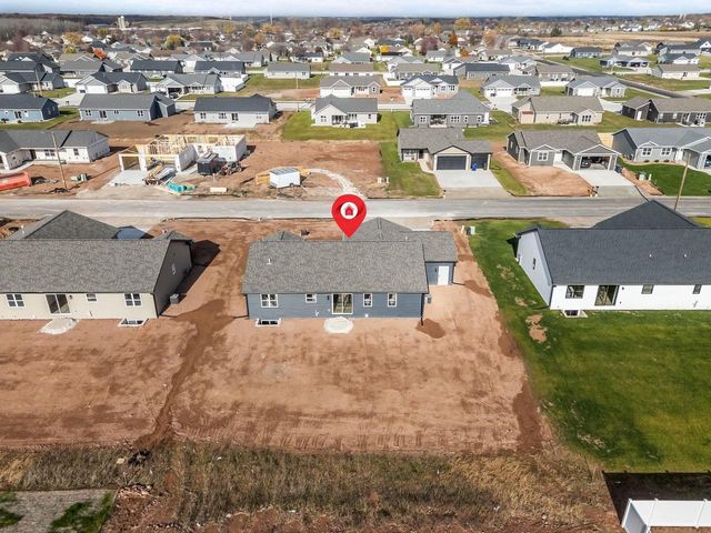 2051 RED FOX LANE, Kaukauna, WI 54130