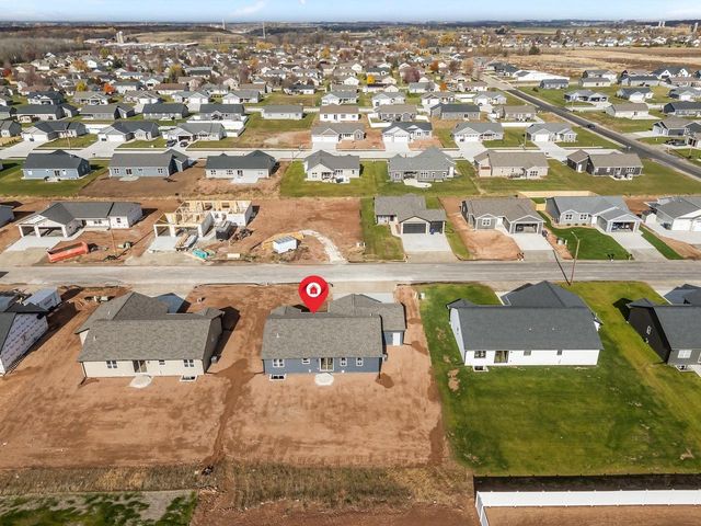 2051 RED FOX LANE, Kaukauna, WI 54130