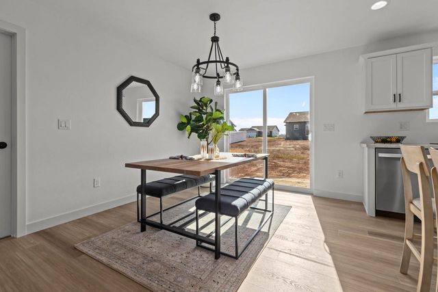 2051 RED FOX LANE, Kaukauna, WI 54130