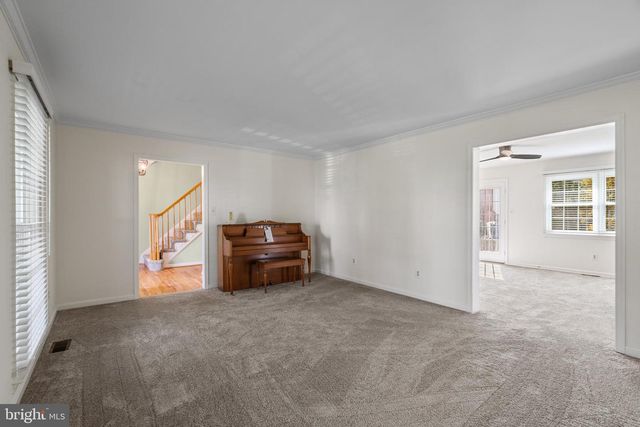 6218 STONEHUNT PL, Clifton, VA 20124