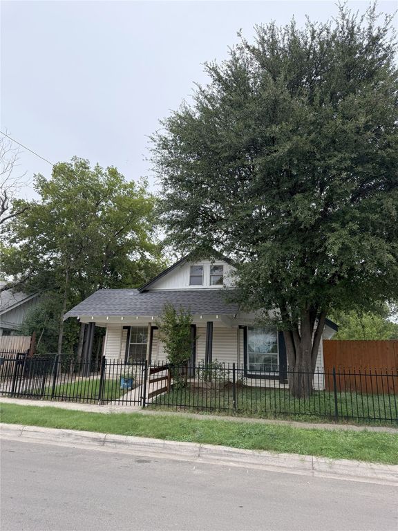 2509 Campbell Street, Fort Worth, TX 76105