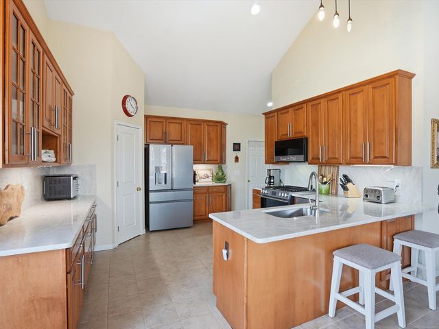 7175 N Georgetowne, Washington Twp, MI 48095