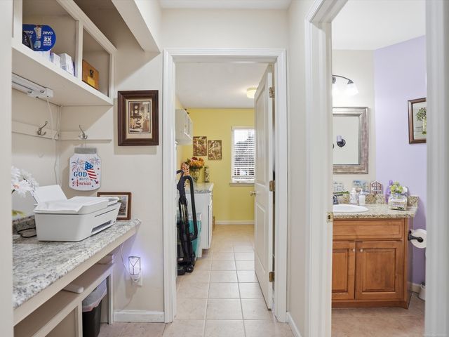 7175 N Georgetowne, Washington Twp, MI 48095