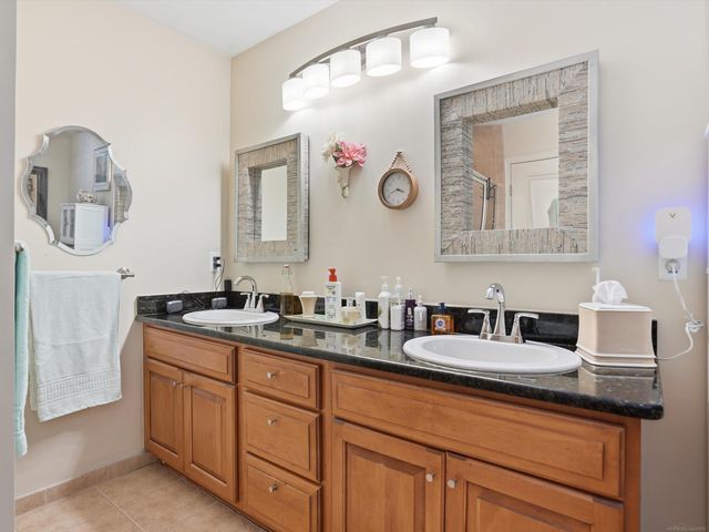 7175 N Georgetowne, Washington Twp, MI 48095