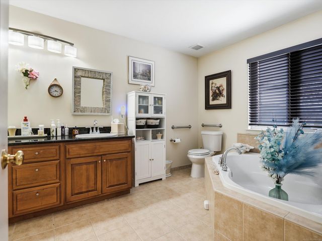 7175 N Georgetowne, Washington Twp, MI 48095