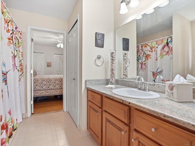 7175 N Georgetowne, Washington Twp, MI 48095