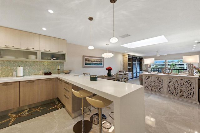 5757 GULF OF MEXICO DRIVE 305, Longboat Key, FL 34228