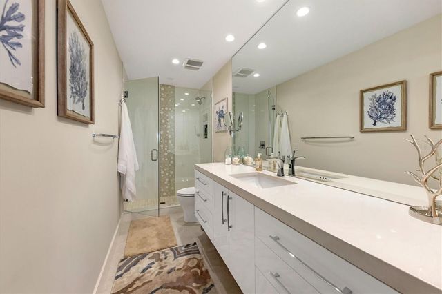 5757 GULF OF MEXICO DRIVE 305, Longboat Key, FL 34228