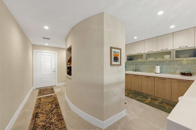 5757 GULF OF MEXICO DRIVE 305, Longboat Key, FL 34228