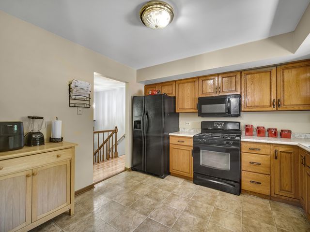 180 S Belmont Avenue, Elgin, IL 60123
