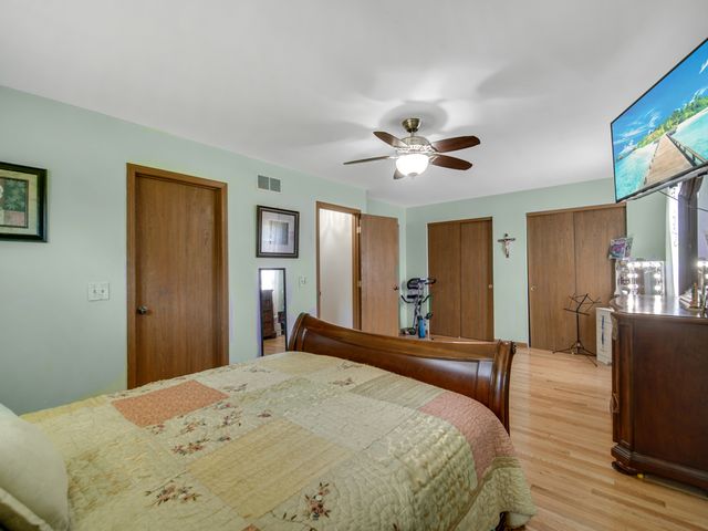 180 S Belmont Avenue, Elgin, IL 60123