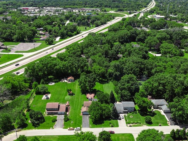 180 S Belmont Avenue, Elgin, IL 60123