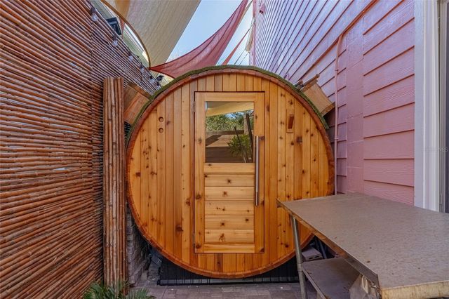 881 CATFISH AVENUE, New Smyrna Beach, FL 32169