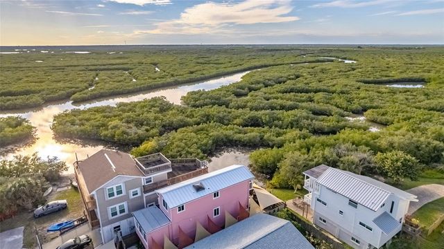 881 CATFISH AVENUE, New Smyrna Beach, FL 32169