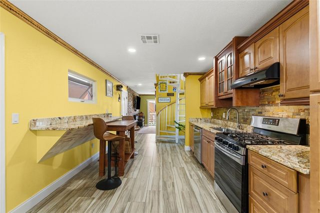 881 CATFISH AVENUE, New Smyrna Beach, FL 32169