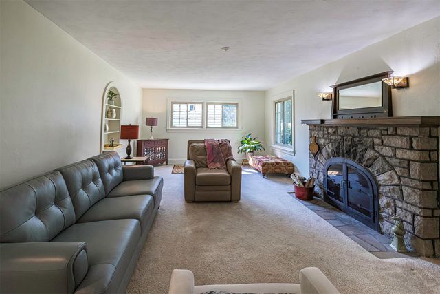 4715 HOMELAND Boulevard, Erie, PA 16509