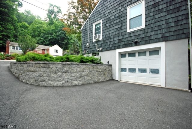 18 Tamarack Rd, Byram Twp., NJ 07821