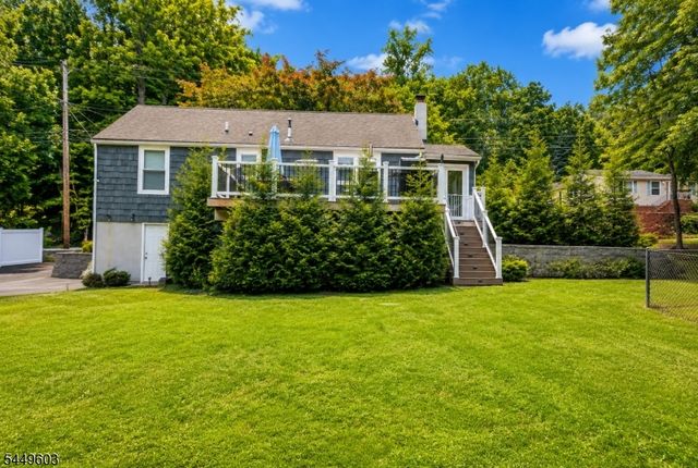 18 Tamarack Rd, Byram Twp., NJ 07821