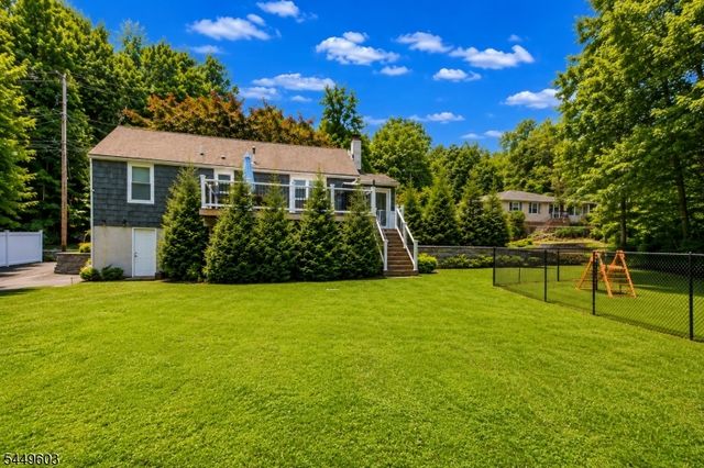 18 Tamarack Rd, Byram Twp., NJ 07821