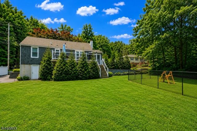 18 Tamarack Rd, Byram Twp., NJ 07821