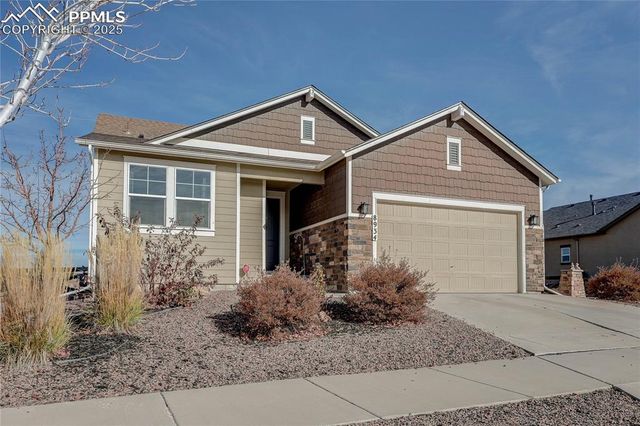 8934 Pacific Crest Drive, Colorado Springs, CO 80927
