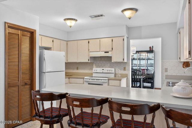 4006 Oak Hill Road, Chipley, FL 32428