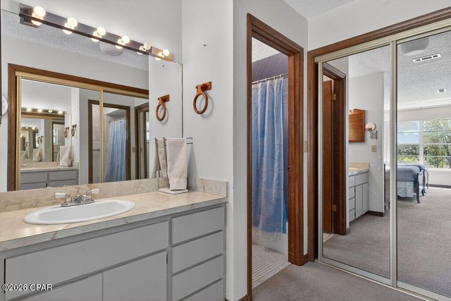 4006 Oak Hill Road, Chipley, FL 32428