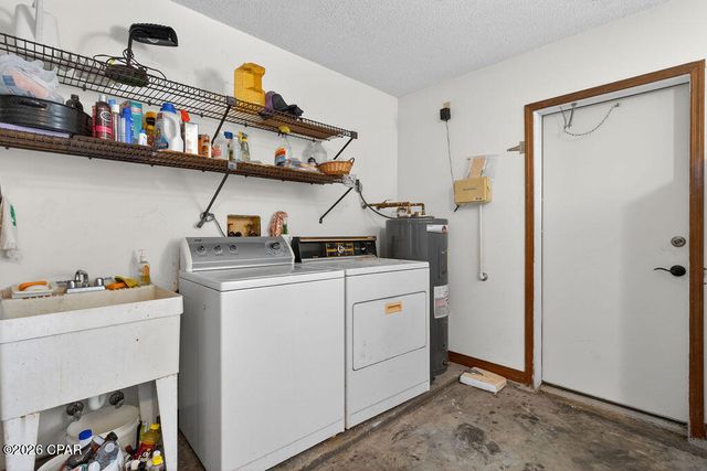 4006 Oak Hill Road, Chipley, FL 32428