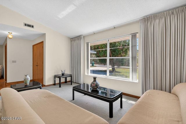 4006 Oak Hill Road, Chipley, FL 32428