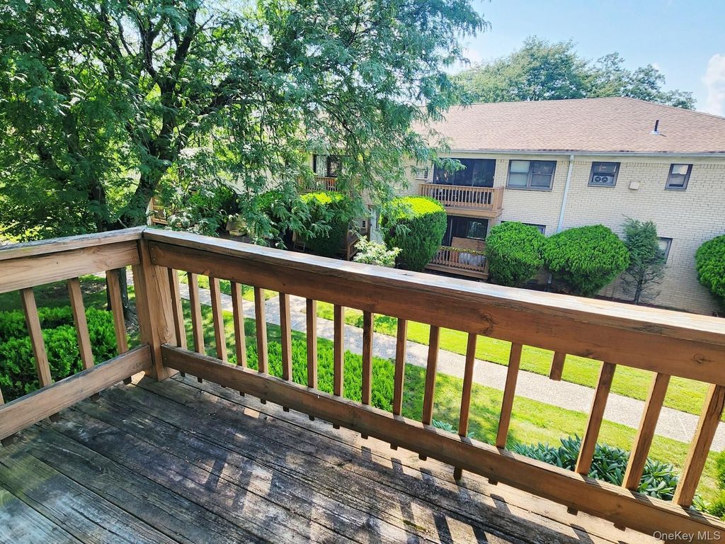 196 Sneden Place 196, Spring Valley, NY 10977 — photo 5