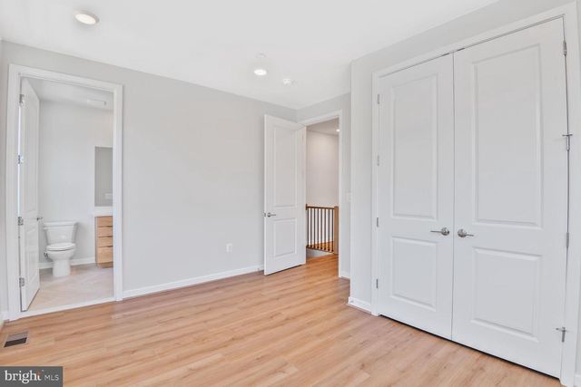 5933 STONEHENGE PL, North Bethesda, MD 20852