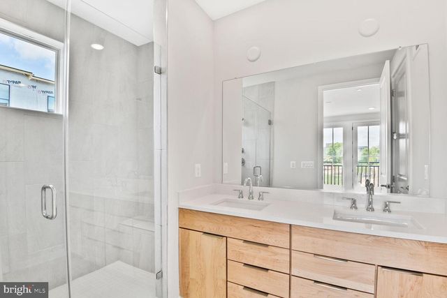 5933 STONEHENGE PL, North Bethesda, MD 20852